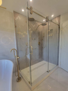 innovation_in_frameless_showers